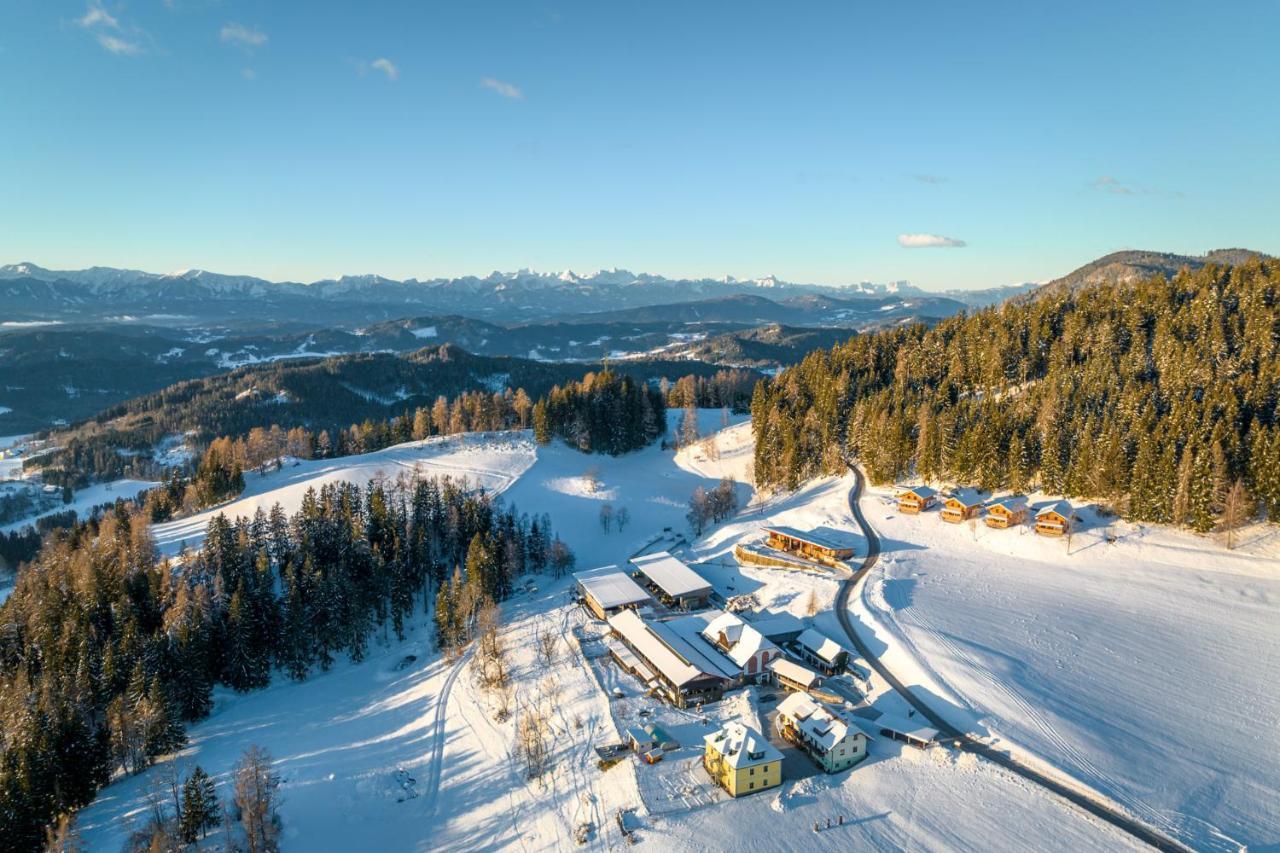Hochleben-Chalets Am Erlebnisbauernhof Steinerhof Liebenfels Luaran gambar